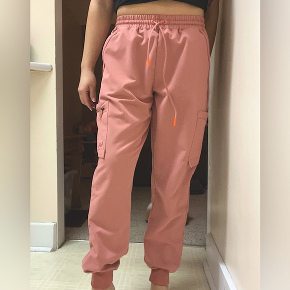 Helly Hansen Scrub Pant - Picture 1 of 3